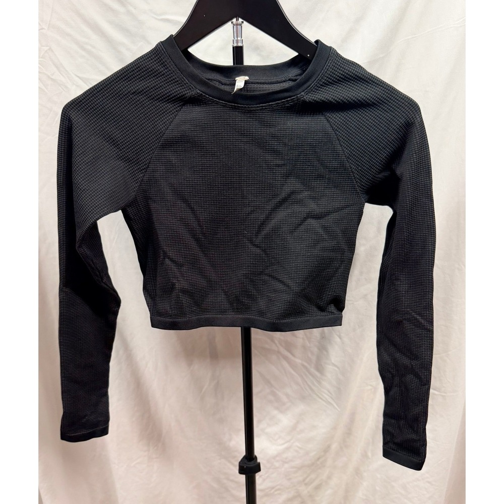 Offline by Aerie Seamless Waffle Long Sleeve Crop Active Top in Black XS